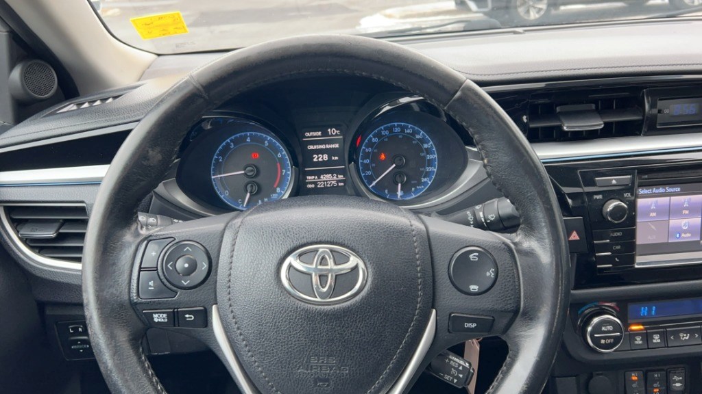 2015 Toyota Corolla 4dr Sdn Auto CE