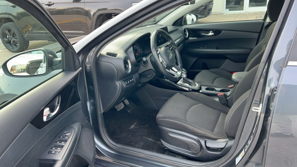 2019 Kia Forte EX | Heated Seats & Steering Wheel + Winter Tires