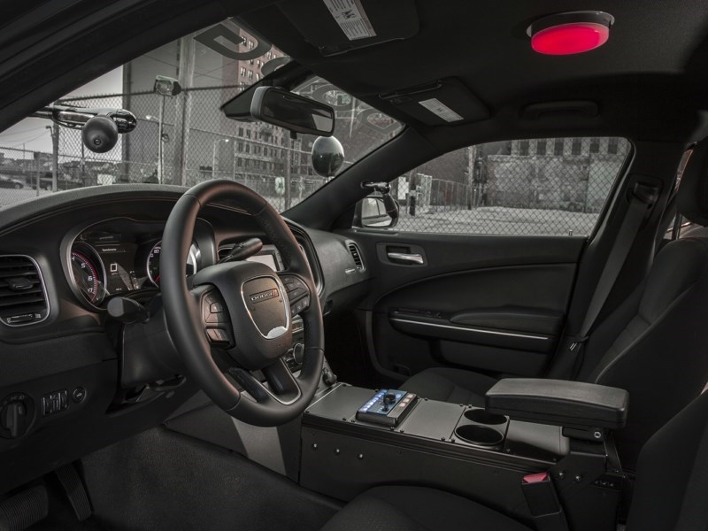 2015 Dodge Charger SE OEM Shot 5