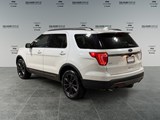 2017 Ford Explorer XLT image 3