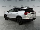 2022 GMC Terrain SLE image 3