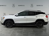 2022 GMC Terrain SLE image 2