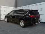 2027 Chrysler Pacifica Select image 3