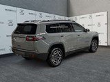 2026 Jeep Cherokee Laredo/Limited image 3