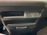 2026 Chrysler Pacifica Select image 3