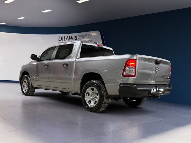 2022 RAM 1500 Tradesman 4x4 Crew Cab 5'7" Box