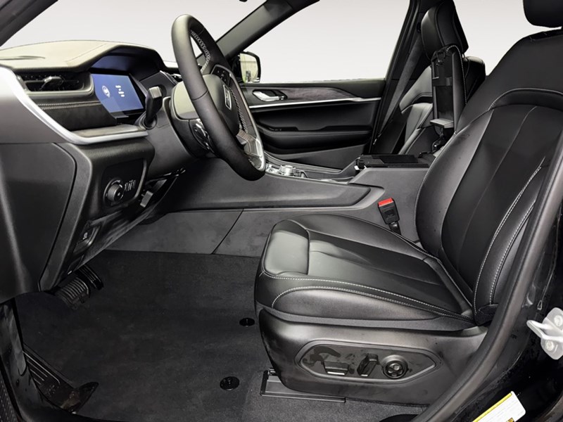 2025 Jeep Grand Cherokee Limited 4x4