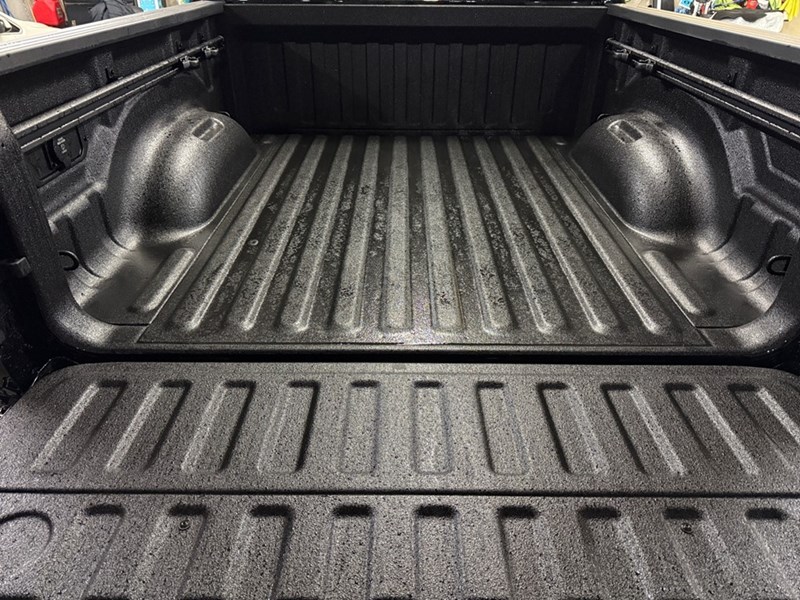 2025 RAM 1500 Big Horn 4x4 Crew Cab 5'7" Box