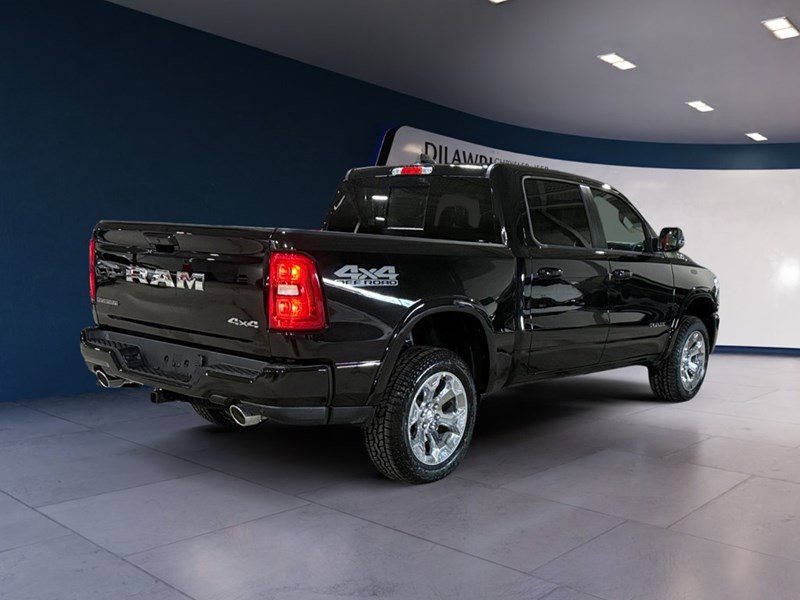 2025 RAM 1500 Big Horn 4x4 Crew Cab 5'7" Box