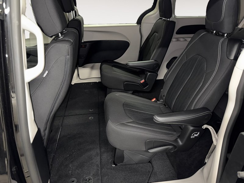 2024 Chrysler Grand Caravan SXT 2WD