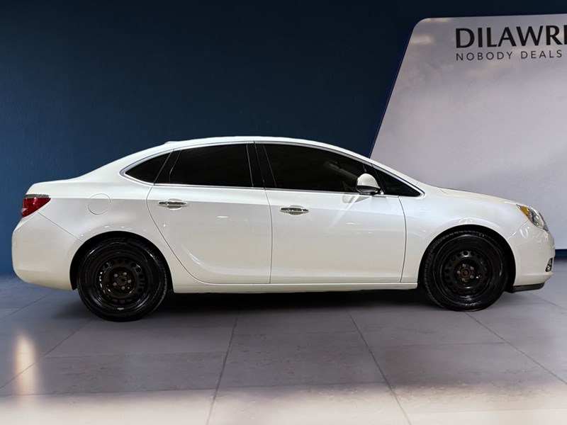2015 Buick Verano 4dr Sdn Leather Group