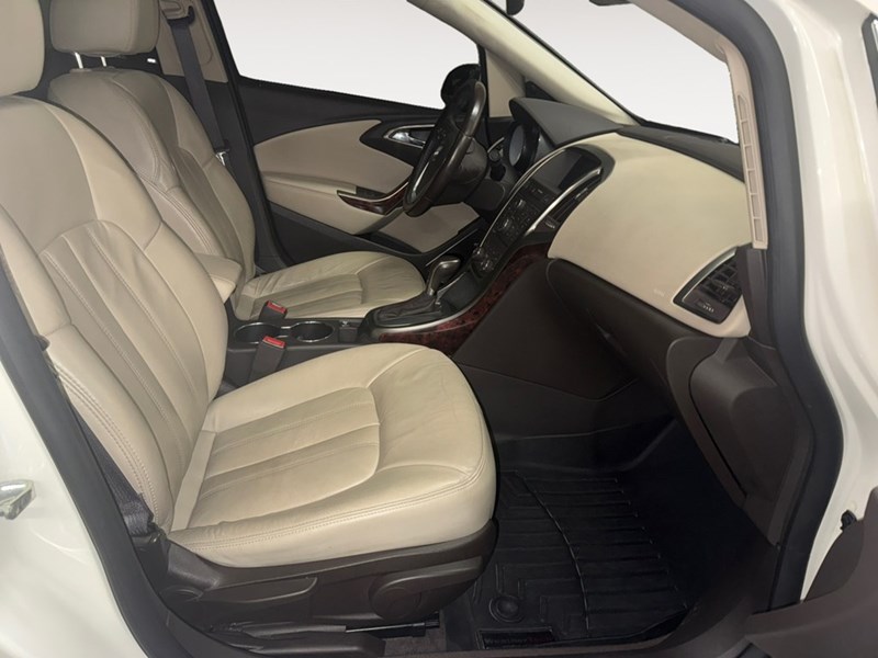 2015 Buick Verano 4dr Sdn Leather Group