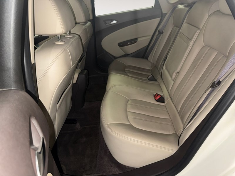 2015 Buick Verano 4dr Sdn Leather Group