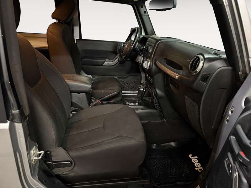 2017 Jeep Wrangler AUTOMATIC TRANSMISSION