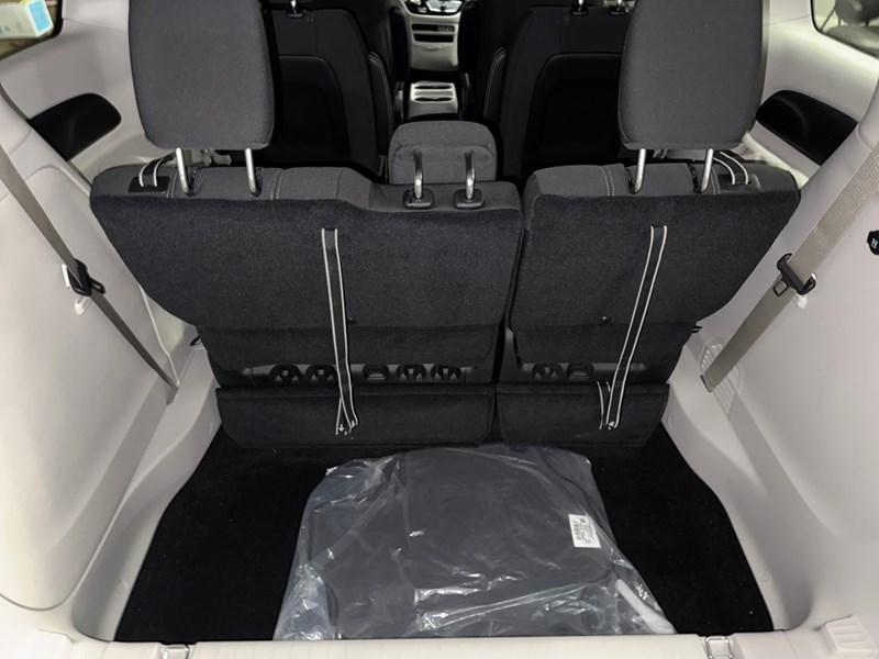 2024 Chrysler Grand Caravan SXT 2WD