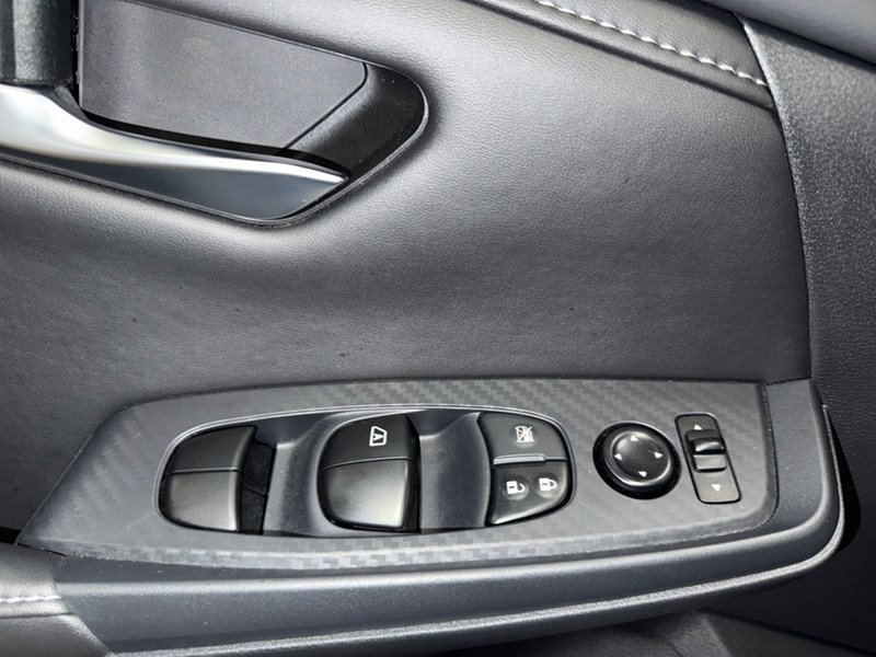 2022 Nissan Sentra SV CVT