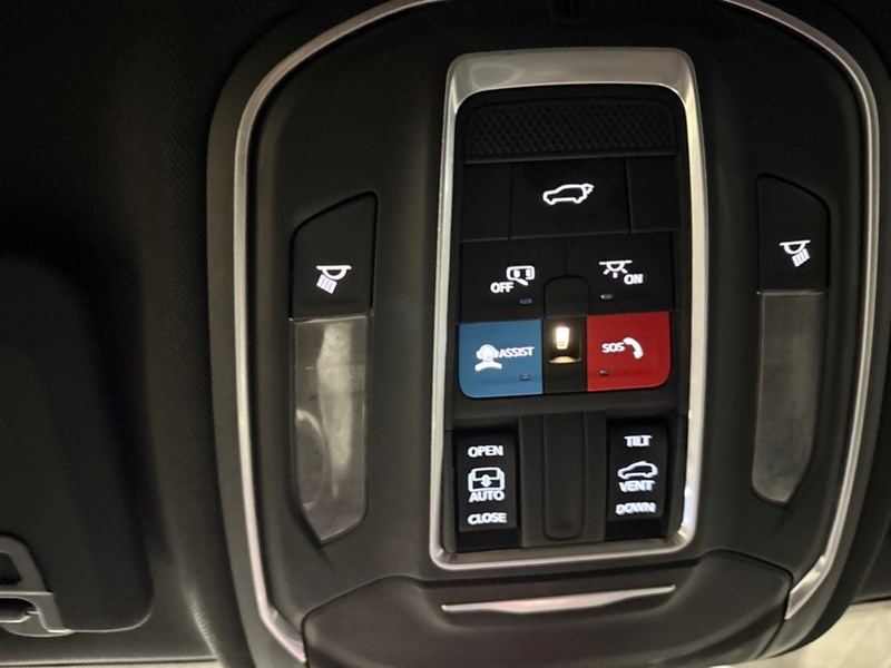 2024 Jeep Grand Cherokee Laredo 4x4