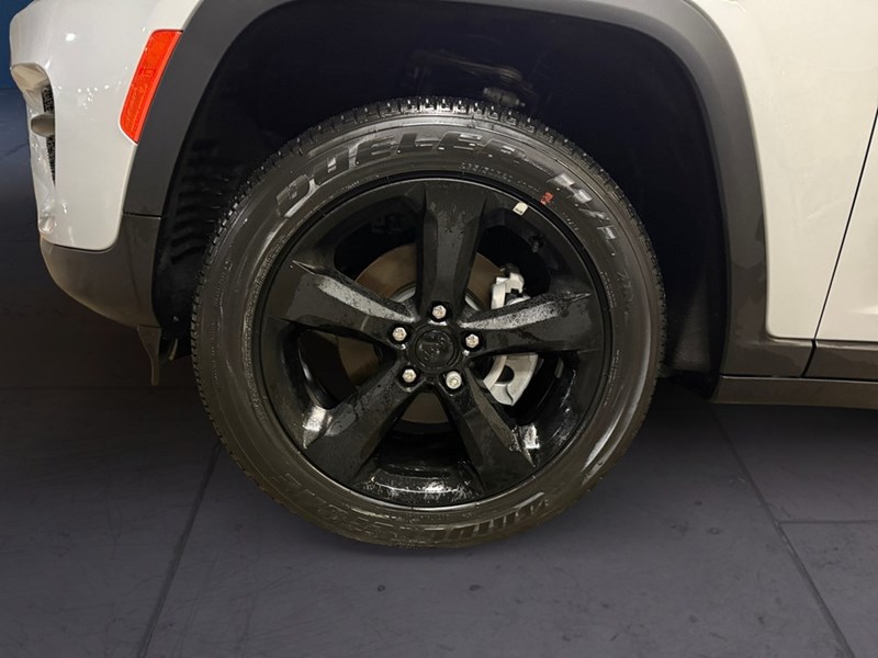2024 Jeep Grand Cherokee Laredo 4x4