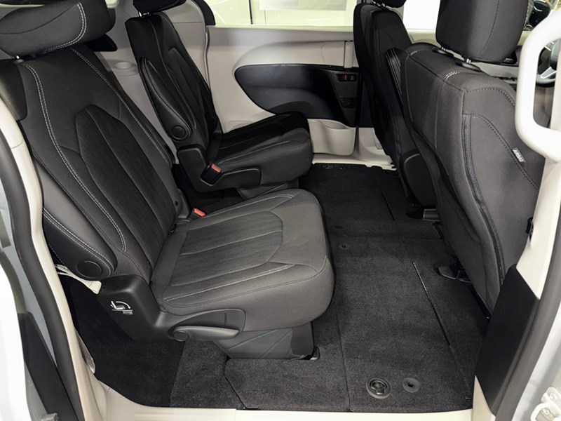 2024 Chrysler Grand Caravan SXT 2WD