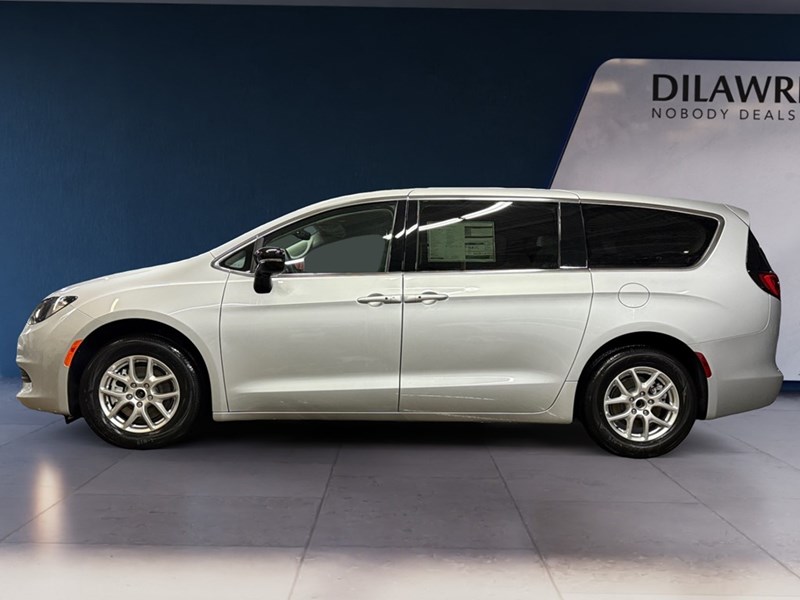 2024 Chrysler Grand Caravan SXT 2WD