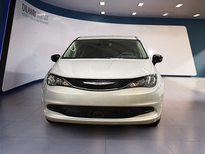 2024 Chrysler Grand Caravan SXT 2WD