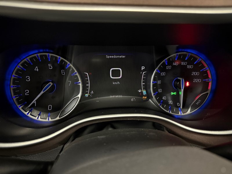 2024 Chrysler Grand Caravan SXT 2WD