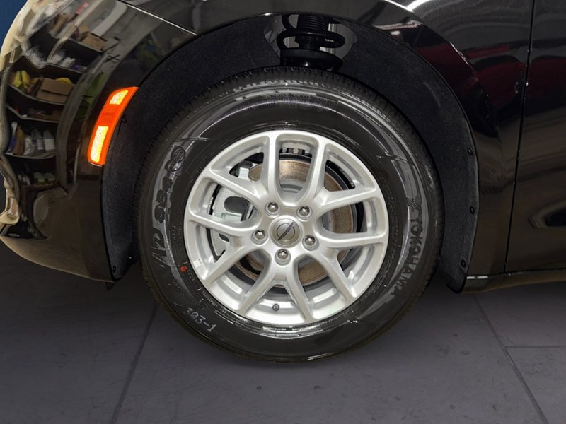 2024 Chrysler Grand Caravan SXT 2WD