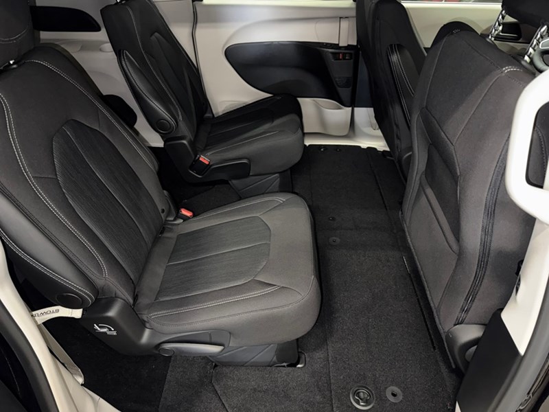 2024 Chrysler Grand Caravan SXT 2WD