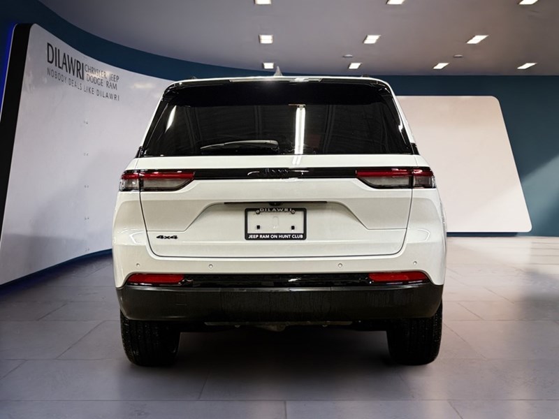 2024 Jeep Grand Cherokee Altitude 4x4