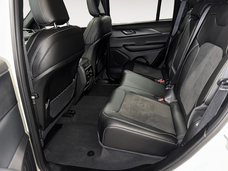 2024 Jeep Grand Cherokee Altitude 4x4