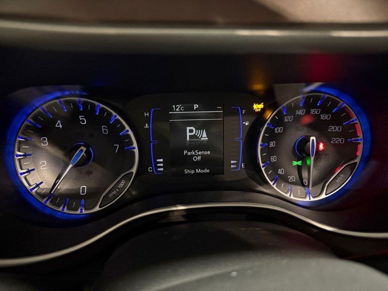 2024 Chrysler Grand Caravan SXT 2WD