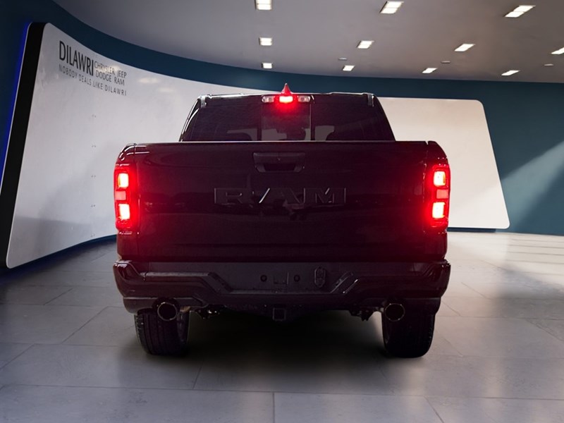 2025 RAM 1500 Tradesman 4x4 Crew Cab 5'7" Box