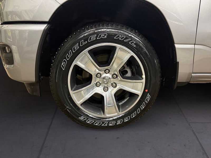 2025 RAM 1500 Tradesman 4x4 Crew Cab 5'7" Box