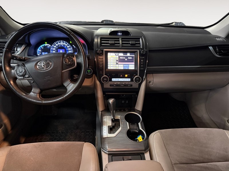 2013 Toyota Camry Hybrid 4dr Sdn XLE