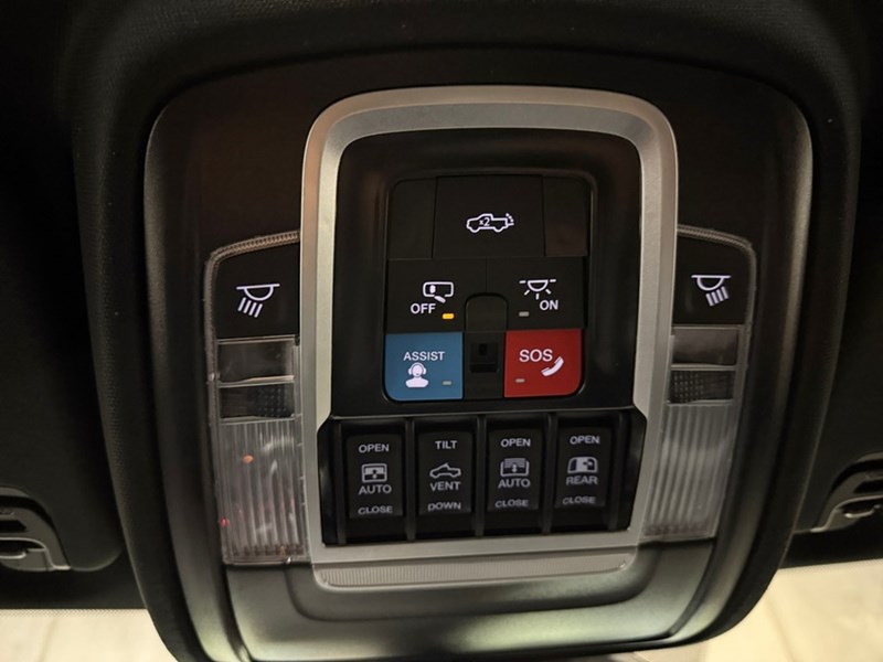 2025 RAM 1500 Sport 4x4 Crew Cab 5'7" Box