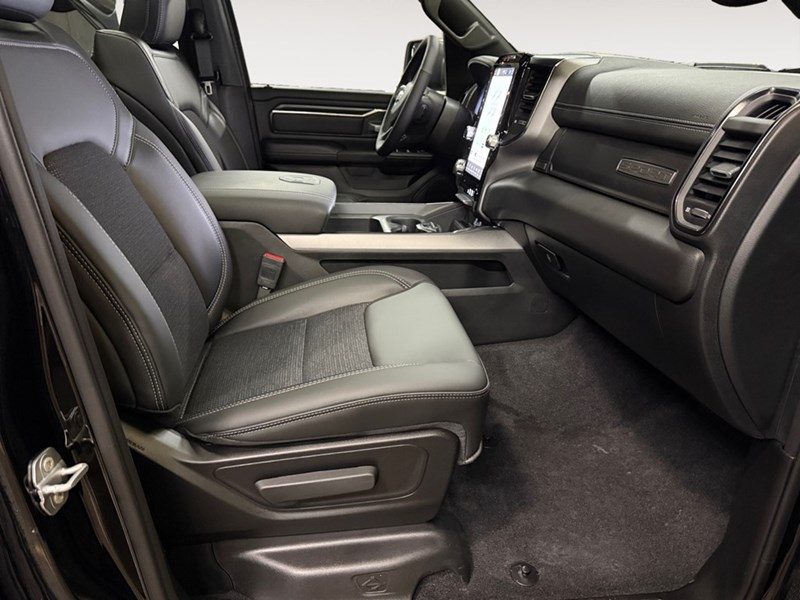 2025 RAM 1500 Sport 4x4 Crew Cab 5'7" Box