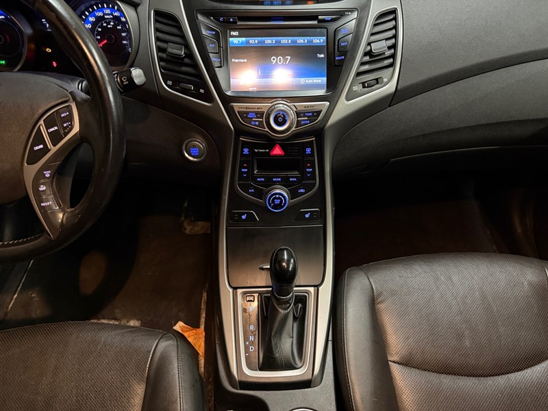 2016 Hyundai Elantra 4dr Sdn Auto Limited