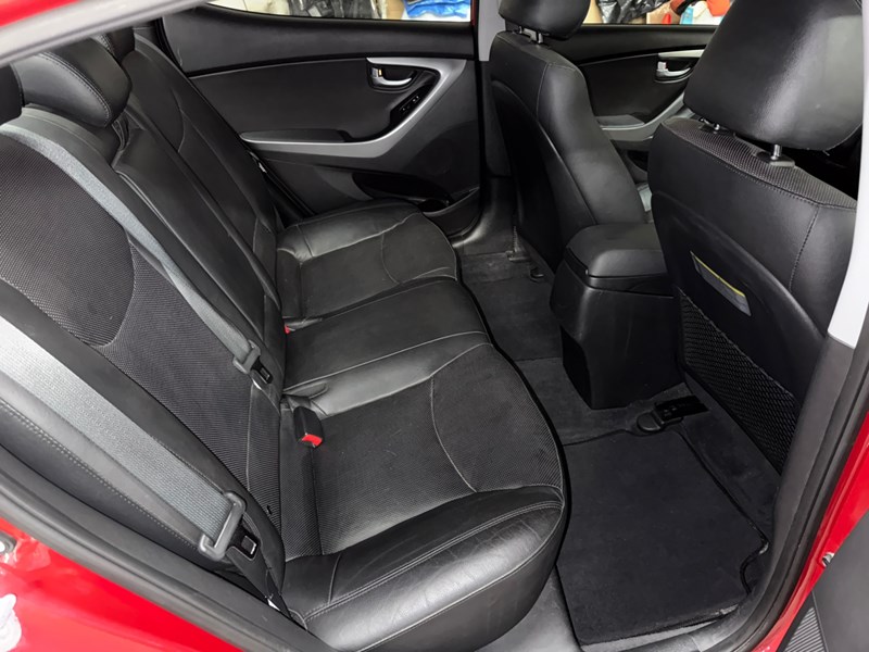 2016 Hyundai Elantra 4dr Sdn Auto Limited
