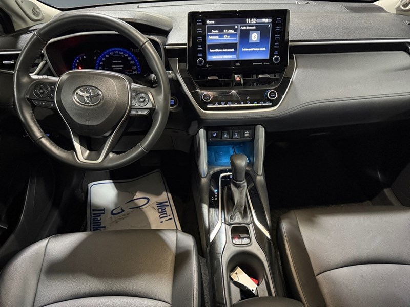 2022 Toyota Corolla Cross XLE AWD