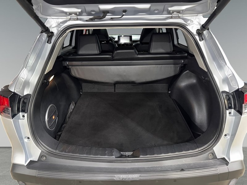 2022 Toyota Corolla Cross XLE AWD