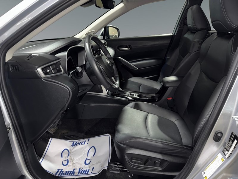2022 Toyota Corolla Cross XLE AWD