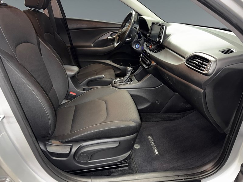 2018 Hyundai Elantra GT GL Auto