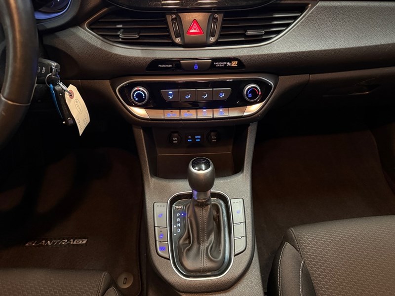 2018 Hyundai Elantra GT GL Auto