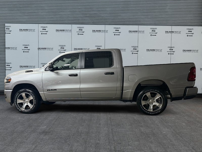 2025 RAM 1500 Tradesman 4x4 Crew Cab 5'7" Box