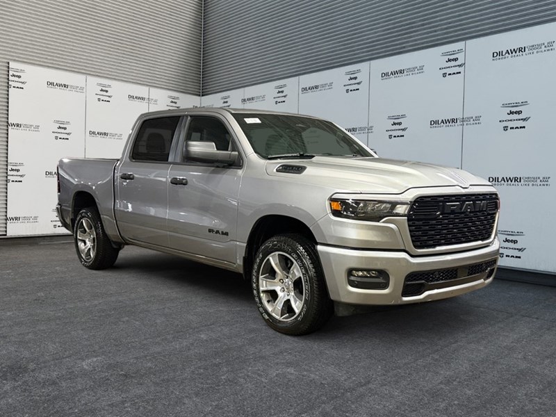 2025 RAM 1500 Tradesman 4x4 Crew Cab 5'7" Box