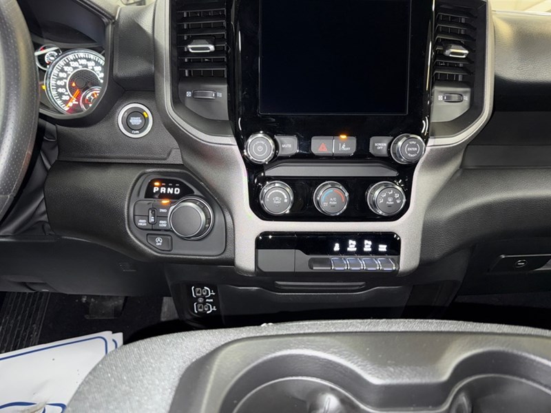 2025 RAM 1500 Tradesman 4x4 Crew Cab 5'7" Box