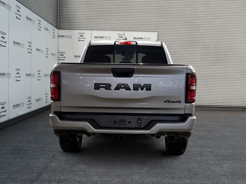2025 RAM 1500 Tradesman 4x4 Crew Cab 5'7" Box
