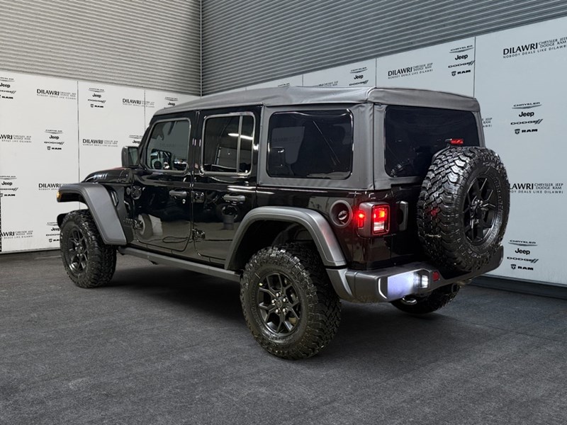 2025 Jeep Wrangler Willys 4 Door 4x4