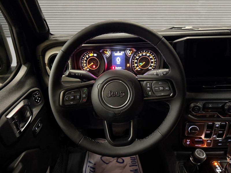 2025 Jeep Wrangler Willys 4 Door 4x4