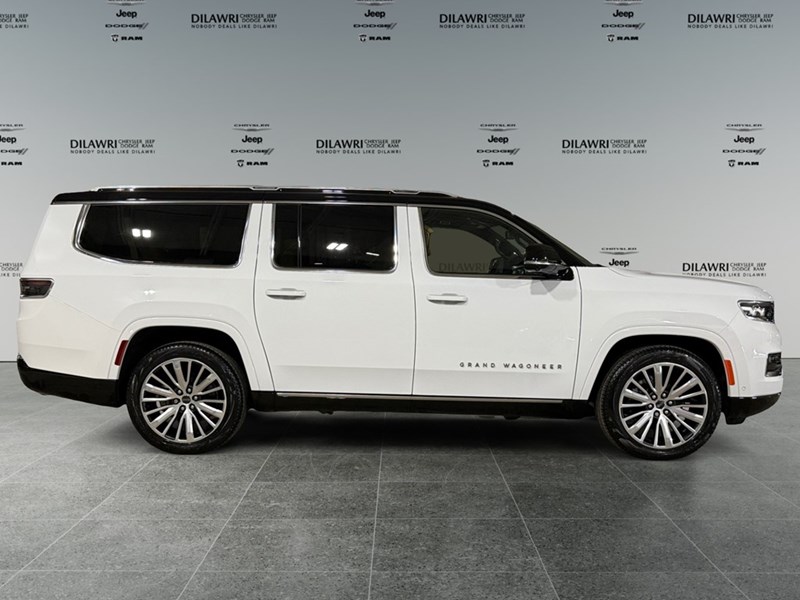 2023 Jeep Grand Wagoneer L Series III 4x4